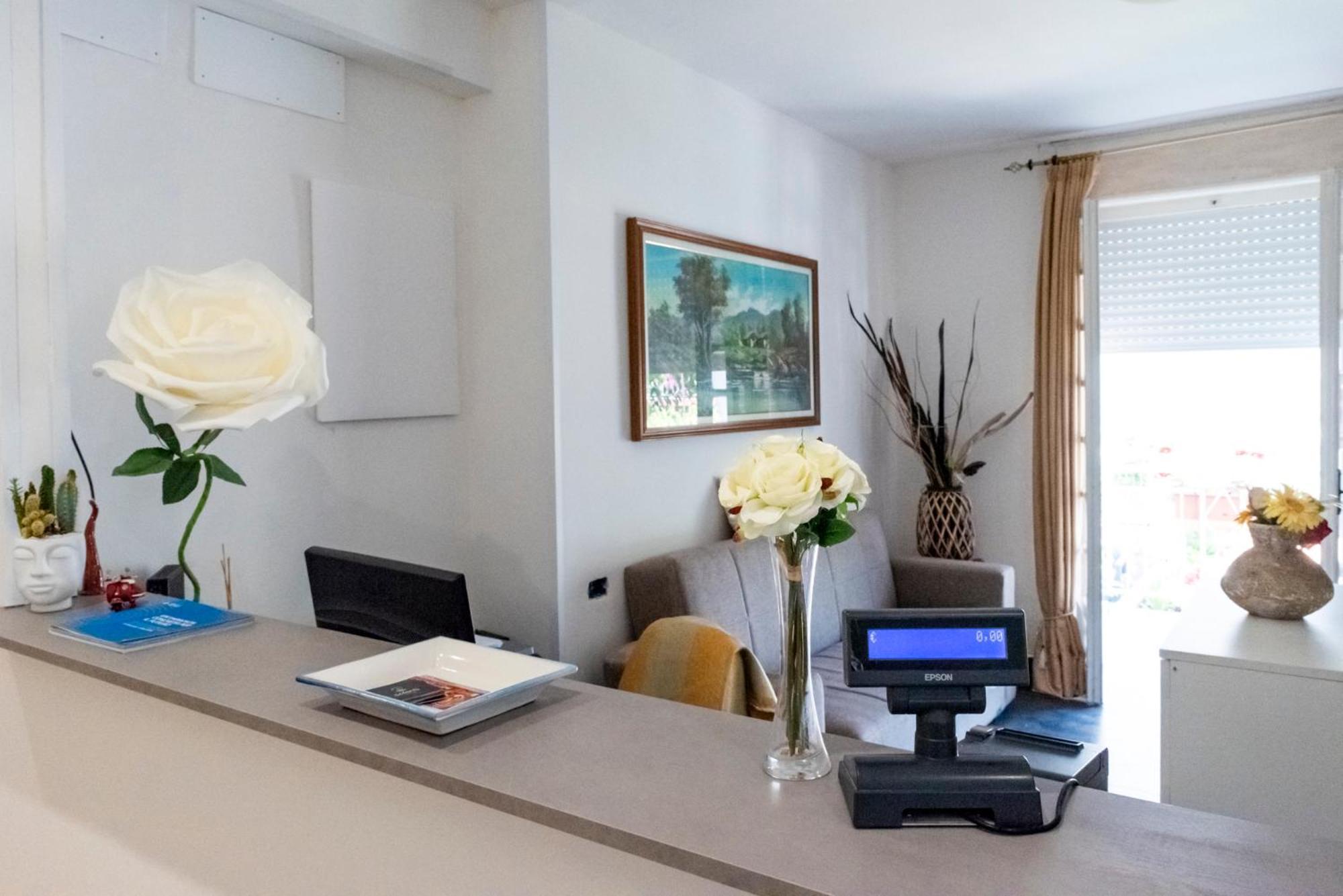 Bed and Breakfast Solaris Paestum Exterior foto